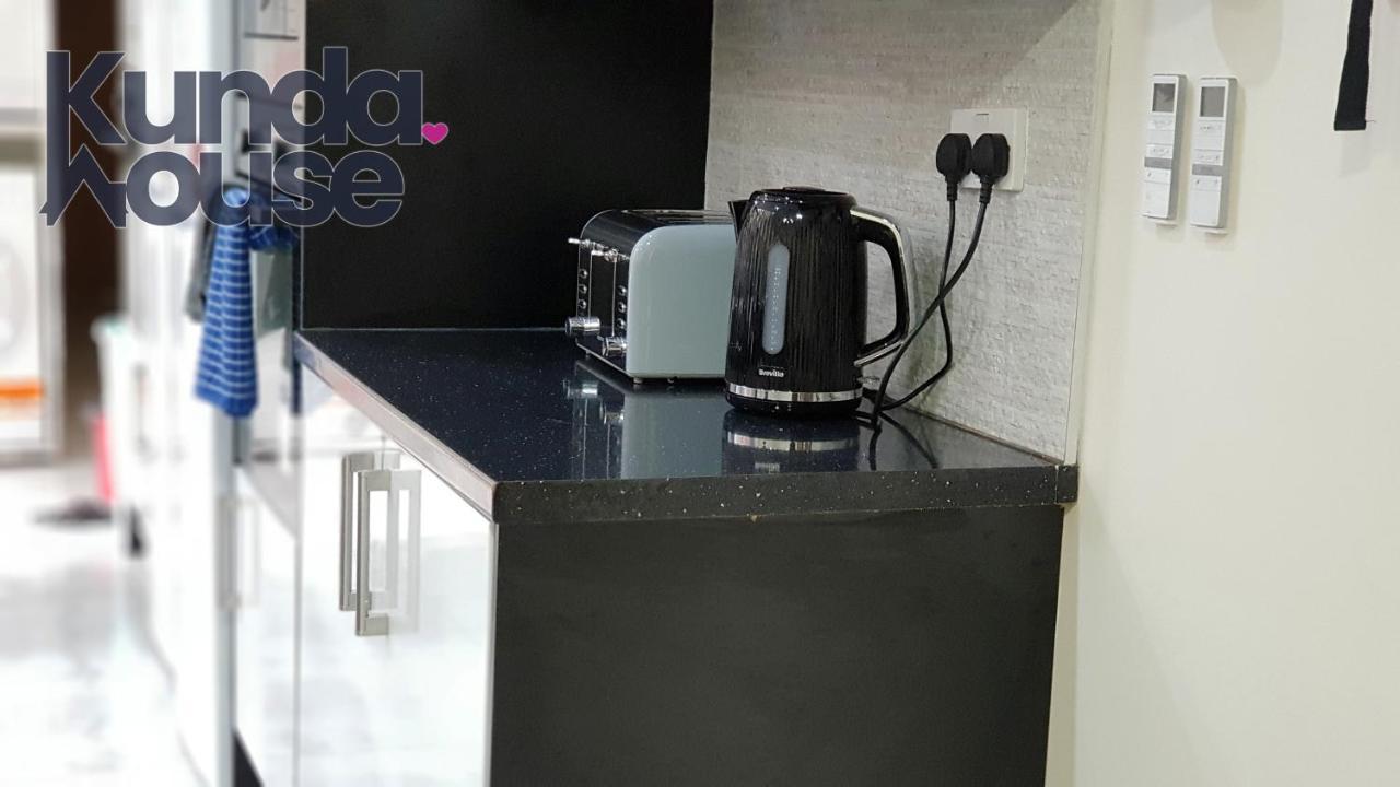 Kunda House Bournbrook Hotel Бирмингам Екстериор снимка