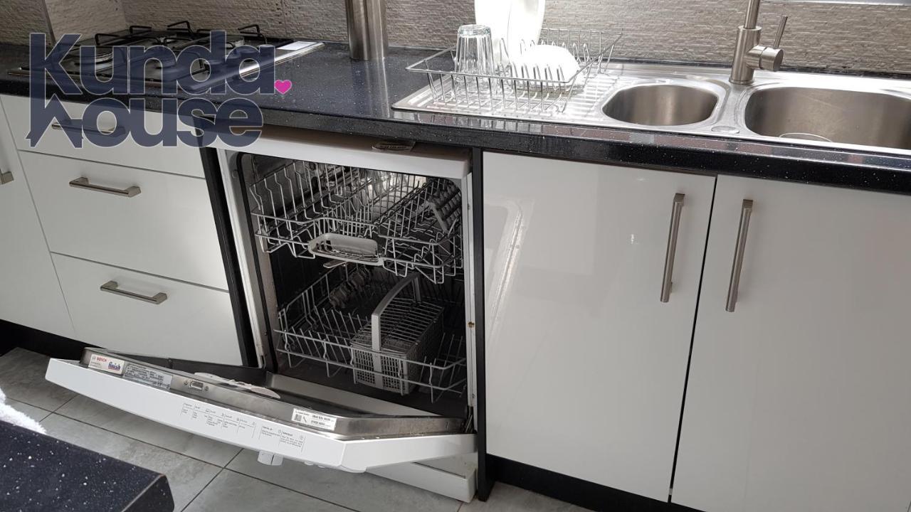 Kunda House Bournbrook Hotel Бирмингам Екстериор снимка