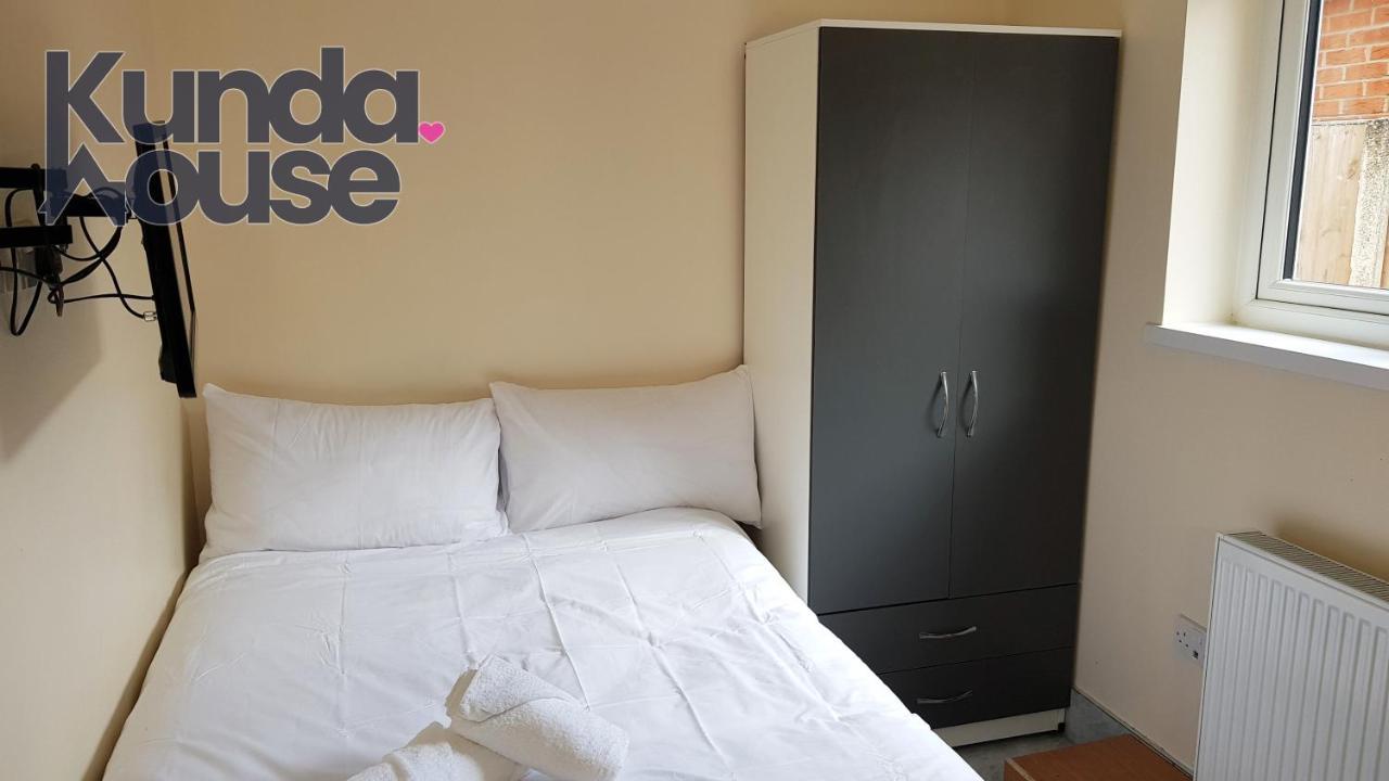 Kunda House Bournbrook Hotel Бирмингам Екстериор снимка
