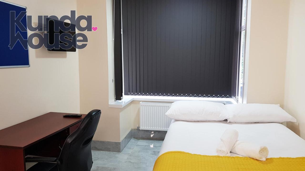 Kunda House Bournbrook Hotel Бирмингам Екстериор снимка