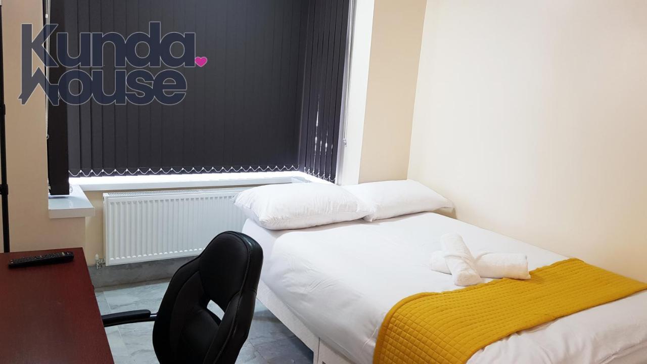 Kunda House Bournbrook Villa Бирмингам Екстериор снимка