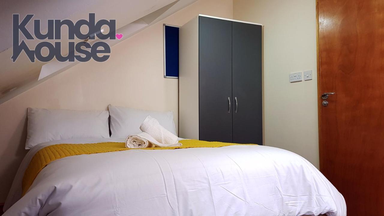 Kunda House Bournbrook Hotel Бирмингам Екстериор снимка