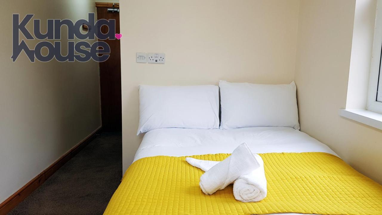 Kunda House Bournbrook Hotel Бирмингам Екстериор снимка