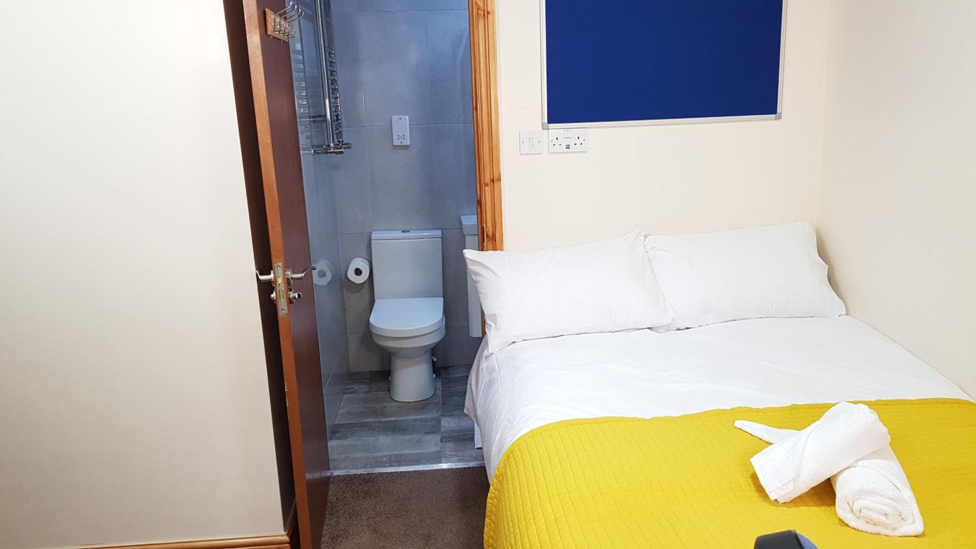 Kunda House Bournbrook Villa Бирмингам Екстериор снимка